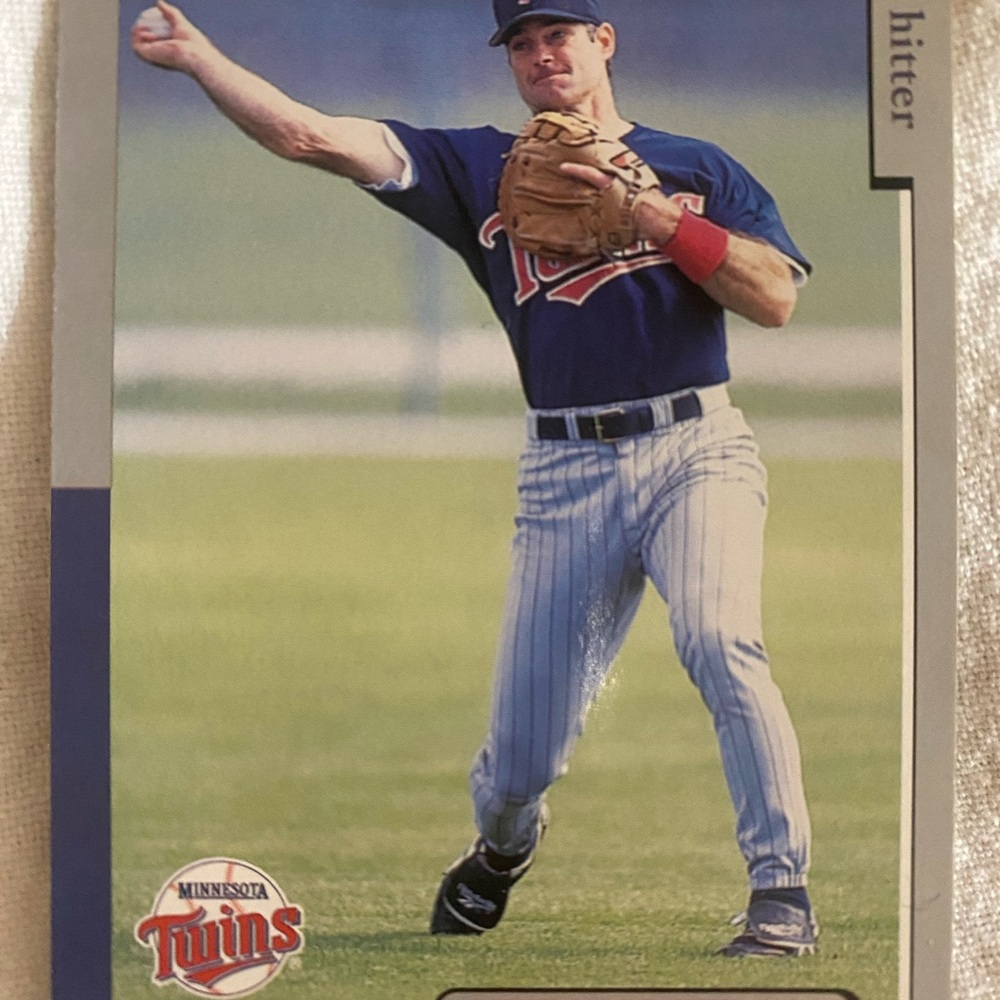 Minnesota Twins Baseball Trading Card (Paul Molitor PSA:8.5)